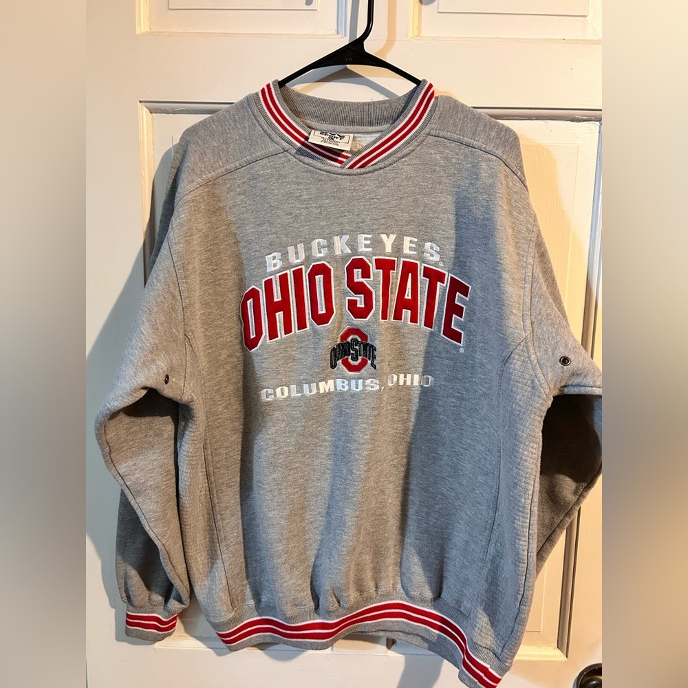 Lee Gray and Red Crewneck Sweater with Ohio State Branding Size Large